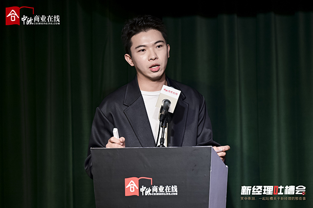 15076512副本.jpg